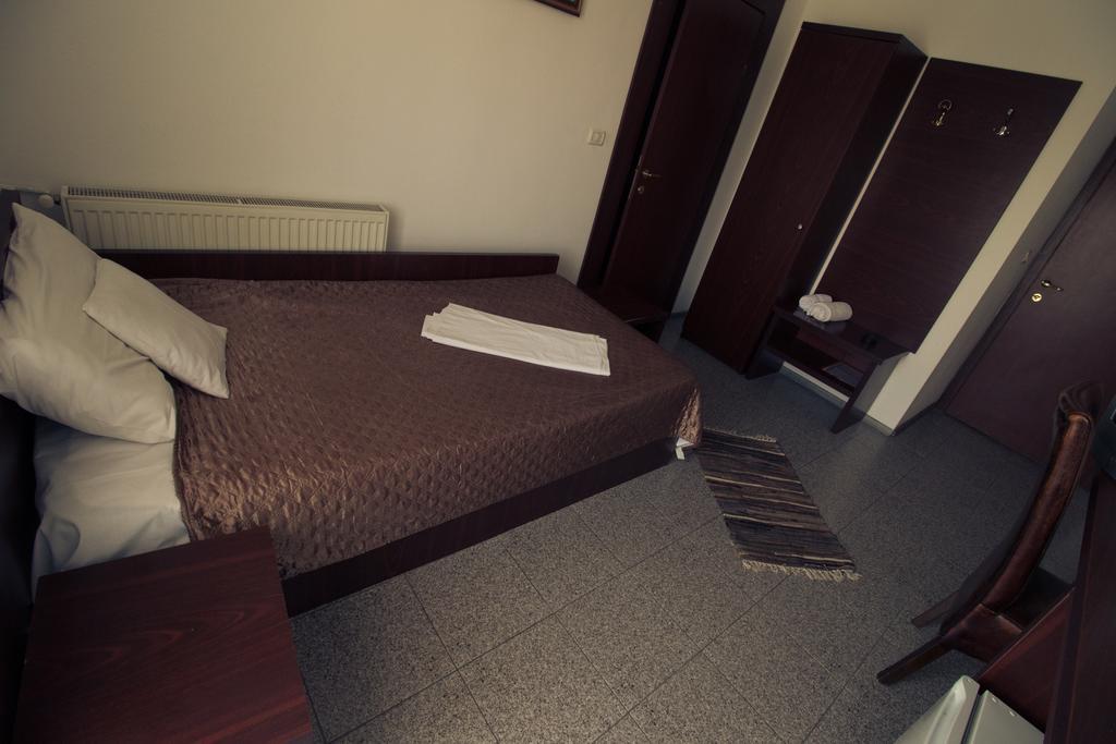 Pensiunea Johanna Arad Cameră foto